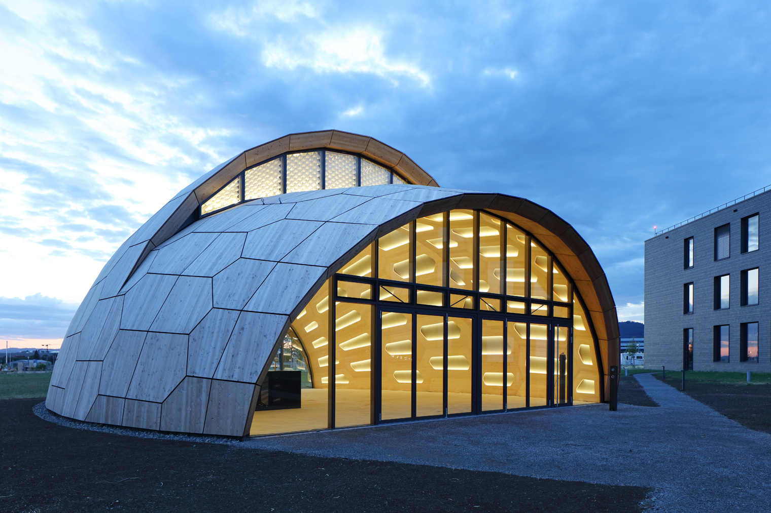 IntCDC Building Demonstrator: livMatS Biomimetic Shell